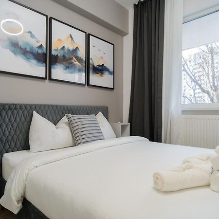 Elegant Gem Victoriei Avenue Apartman Bukarest Kültér fotó